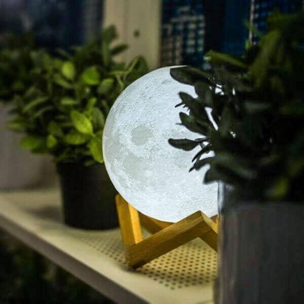 Lua Luminária 3D (com Stand em Madeira) - lua-luminaria-3d-com-stand-em-madeira-luminaria-01-techunt-834596