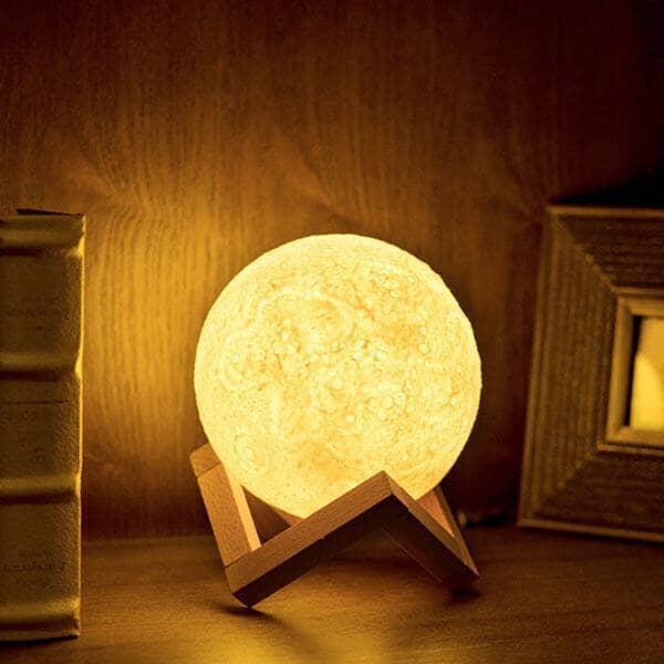 Lua Luminária 3D (com Stand em Madeira) - lua-luminaria-3d-com-stand-em-madeira-luminaria-01-techunt-909833